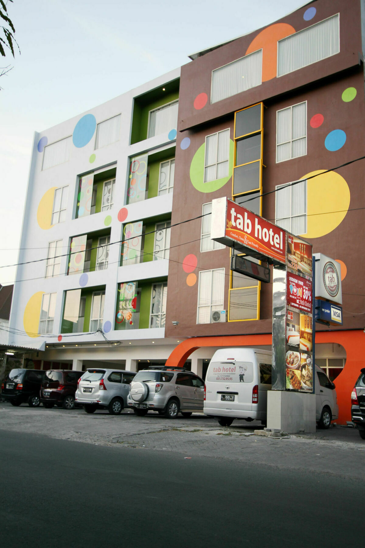 Tab Hotel Surabaya Exterior photo